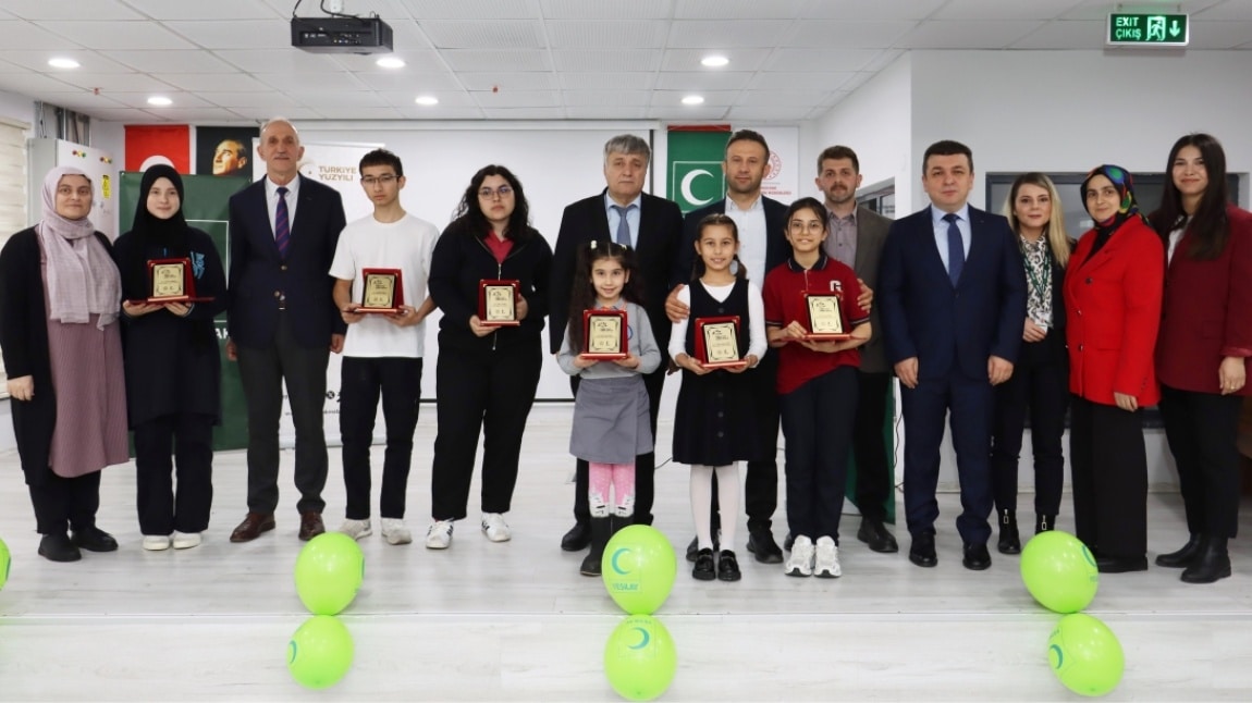 ÖĞRENCİMİZ SAĞLIKLI NESİL SAĞLIKLI GELECEK YARIŞMASINDA İL BİRİNCİSİ OLDU